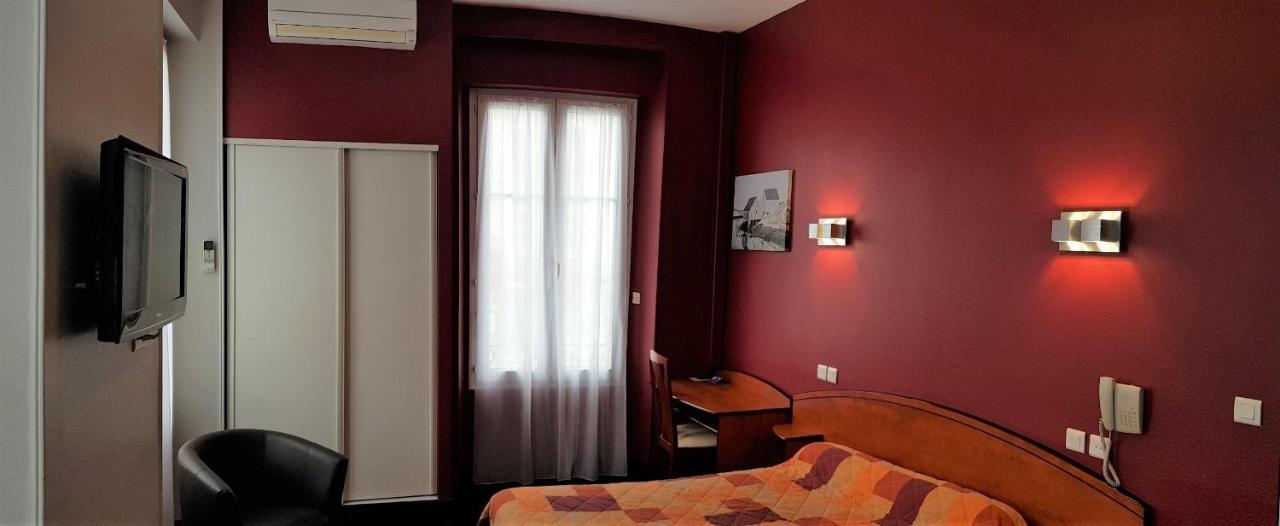 Hotel De La Paix Oloron-Sainte-Marie Esterno foto